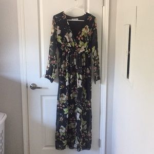 Acesnug beautiful floral dress size 3XL but small